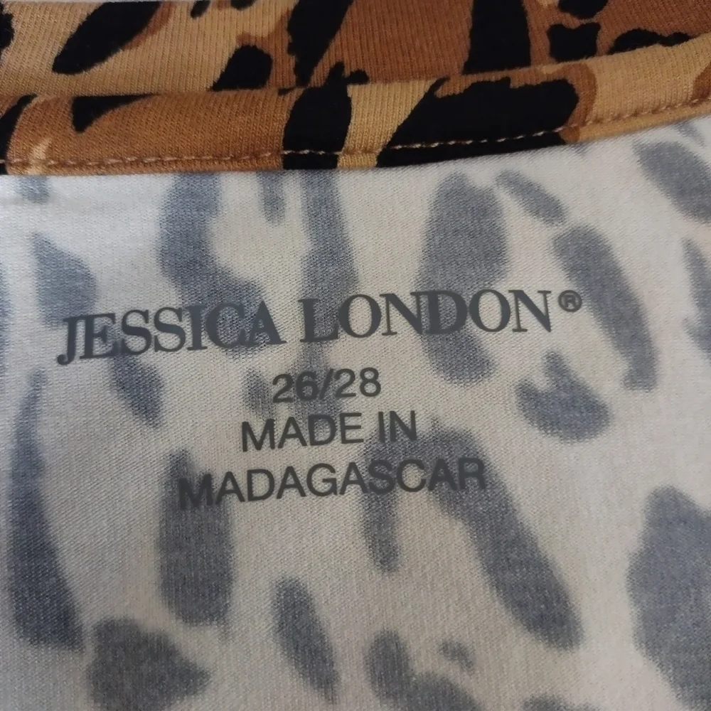 Jessica London Women's Plus Size Swing Leopard Print Top Blouse Size 26/28 - Picture 9 of 10